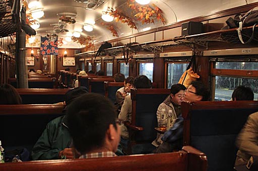 スハフ42車内