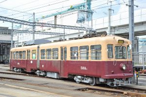 最後の1編成となった、5000形5014号。（上熊本車両工場）